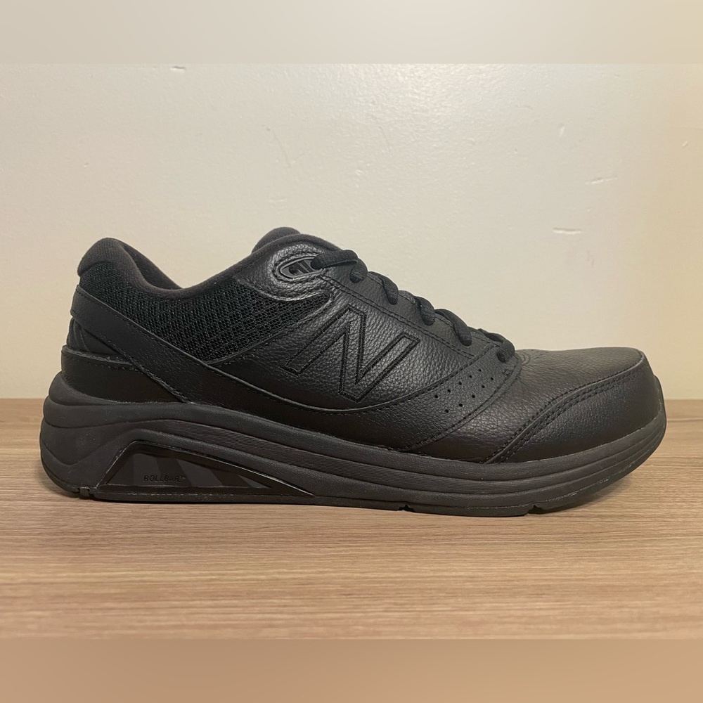 New Balance 928 Black Women's Sneaker Size 9 US - WW928BK3 Great Condition